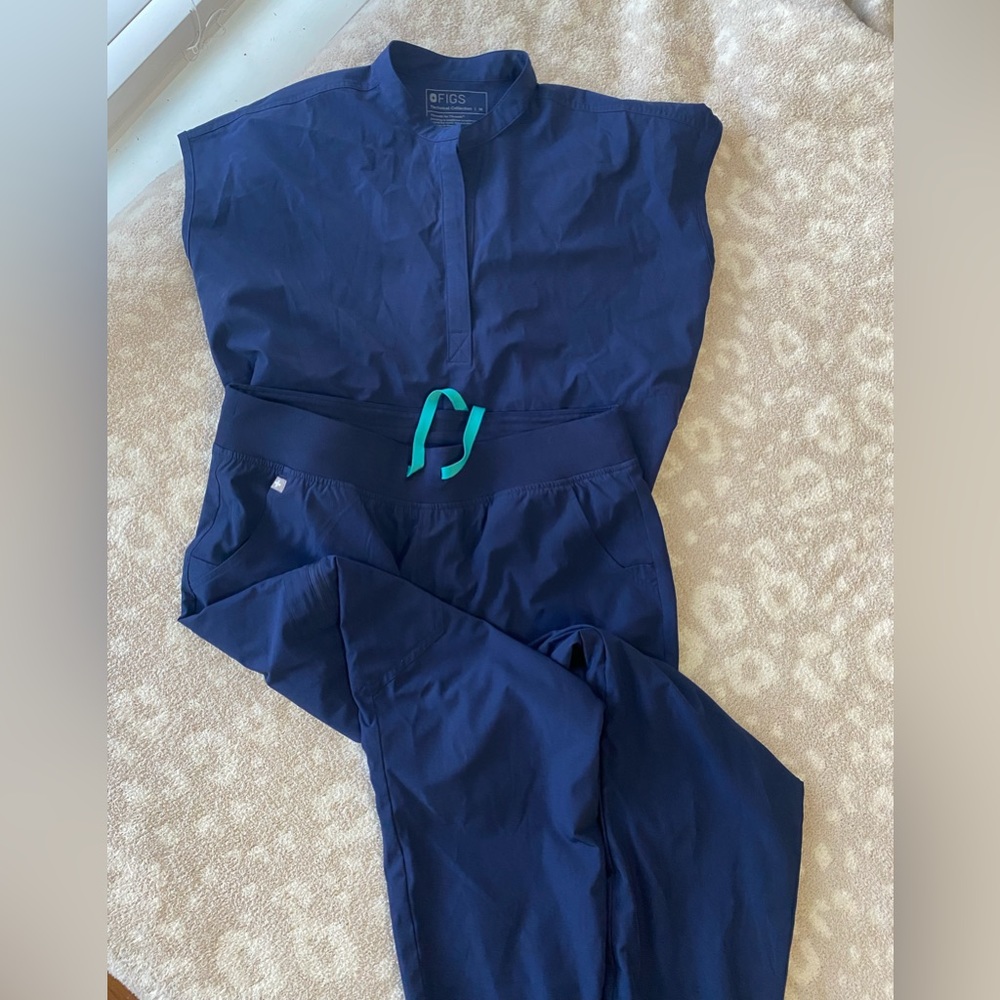 Only worn once. Figs scrubs. Navy blue.
